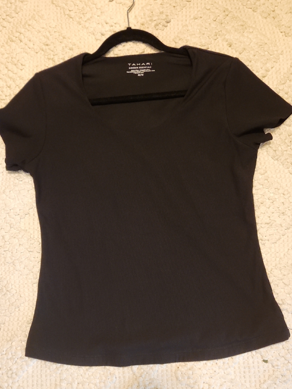 Tahari Black Scoop Neck Lined and Ribbed Short Sleeve Top